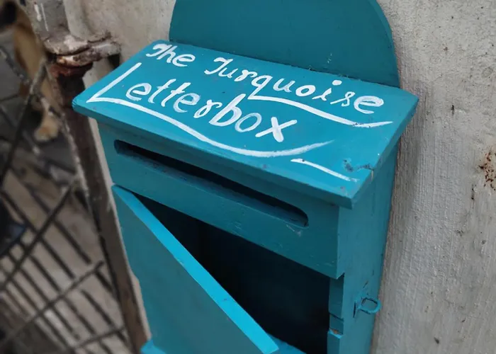 The Turquoise Letterbox - Twin At Central