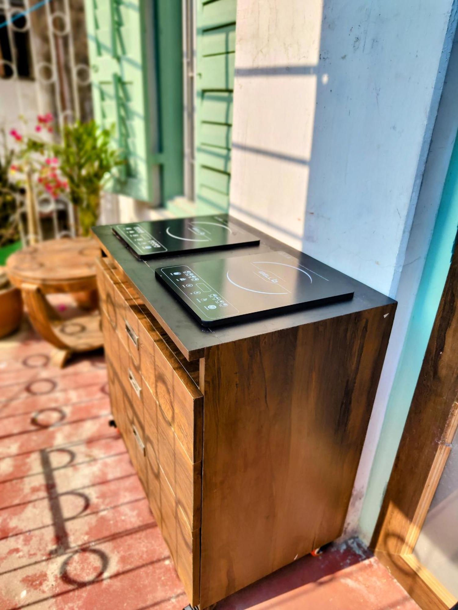 The Turquoise Letterbox - Twin At Apartment *